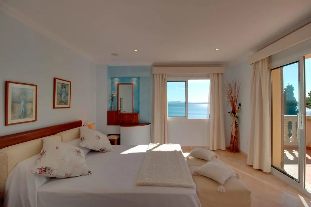 Villa Far Alcanada